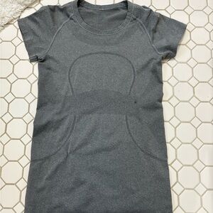 Lululemon swiftly tech